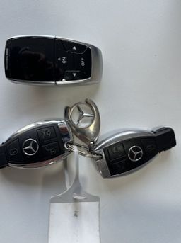 Zunanja slika - Mercedes-Benz GLE-Razred - GLE 250 d 4MATIC.KAMERA.MAVI.XENON.USNJE.KLJUKA - 5 - Predogledna slika