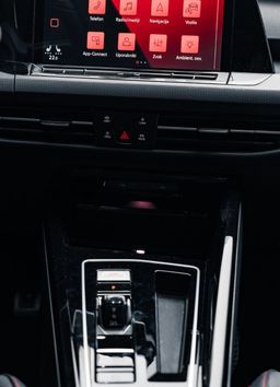 Zunanja slika - VW Golf - 2.0 TSI GTI ClubSport - 19 COL - IQLED - Alkantara - 17 - Predogledna slika