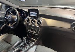 Zunanja slika - Mercedes-Benz CLA-Razred - CLA-180-AMG LINE-TEMPOMAT-KAMERA-2XPDC-ALU-LED - 10 - Predogledna slika