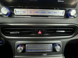 Zunanja slika - Hyundai Kona - 64 KWh Style+4ALU.LED.KAMERA.NAVI.ACC.KLJUKA.TOP - 15 - Predogledna slika