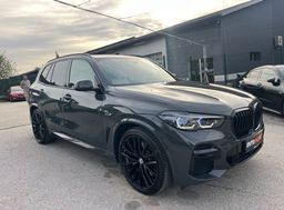 Zunanja slika - BMW X5 - serija : xDrive45e M SPORT LASER ACC PANO HEADuP ALU22 - 7 - Predogledna slika