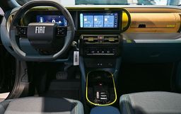 Zunanja slika - Fiat Grande Panda - 44 kWh + 4 ZIMSKE GUME - 8 - Predogledna slika