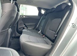 Zunanja slika - KIA Ceed - 1.0 T-GDi LX Champion+ ISG. MT - 11 - Predogledna slika