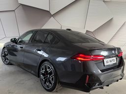 Zunanja slika - BMW Serija 5 - 5 Series Limousine 540D AUT. XDRIVE - 9 - Predogledna slika