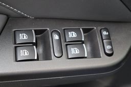 Notranja slika - Dongfeng Seres 3 - Luxury 120kw - 54kWh - odprodaja novih vozil - 29 - Predogledna slika