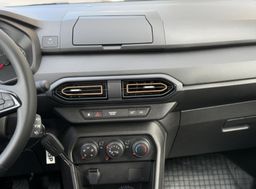 Zunanja slika - Dacia Sandero - 1.0 TCe 110 Stepway Essential - 13 - Predogledna slika