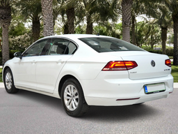 Zunanja slika - VW Passat - Volkswagen  2.0 TDI Comfortline SLOVENSKI CARPLAY LED - 3 - Predogledna slika