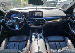 Notranja slika - BMW Serija 5 - 518d Touring Avt. - 9 - Predogledna slika