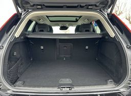 Zunanja slika - Volvo XC60 - B4D AWD AUT Momentum Pro - 12 - Predogledna slika