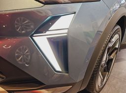 Zunanja slika - Renault Symbioz - E-Tech HYBRID 145 Iconic - 14 - Predogledna slika