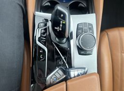 Zunanja slika - BMW Serija 5 - Touring: 530 e Luxury Line 2.0 215KW.NEMŠKI+4ALU.KAMERA. - 12 - Predogledna slika