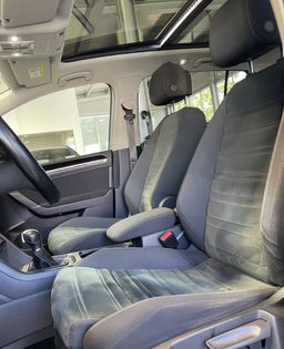 Zunanja slika - VW Touran - PANORAMA-NAVIGACIJA-ALCANTARA-GRETJE-DSG-ALU-LED - 10 - Predogledna slika