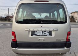 Zunanja slika - Peugeot Partner - Kombi STYLE 1.6 HDi 90 LEPO OHRANJEN - 4 - Predogledna slika