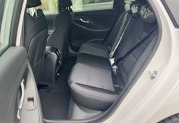 Zunanja slika - Hyundai i30 - 1.5 T-GDI 140 MHEV PREMIUM - 4 - Predogledna slika