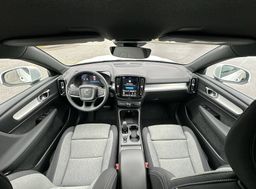 Zunanja slika - Volvo XC40 - B3 P Core AT DCT - 19 - Predogledna slika