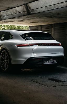 Zunanja slika - Porsche Taycan Sport Turismo - 21 COL Pano Zračno vzmetenje BOSE Radar - 4 - Predogledna slika
