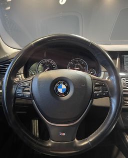 Zunanja slika - BMW Serija 5 - Touring: 520d-HEADUP-VIRTUAL-LANE-NAVI-RADAR-KAMERA-LED- - 11 - Predogledna slika