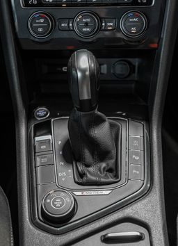Zunanja slika - VW Tiguan Allspace - 2.0TDI-4x4-R LINE-1.LAST-RADAR-KEYLESS-NAVI-KLJUK - 19 - Predogledna slika