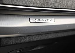 Zunanja slika - Audi Q5 - 40 TDI quattro S tronic Sport 140kW - SLO - LED - 20 - Predogledna slika