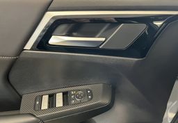 Zunanja slika - Mitsubishi Outlander - 2.4 PHEV Intense Auto - 7.000 EUR AKCIJA - - 16 - Predogledna slika