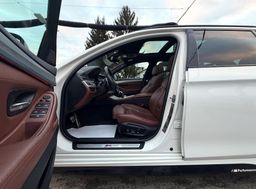 Zunanja slika - BMW Serija 5 - Touring: 530d xDrive M SPORT SLO 1.LASTNIK FULL LED ACC - 13 - Predogledna slika