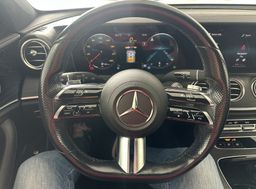 Zunanja slika - Mercedes-Benz E-Razred - E 220 d T AMG Line Avt.USNJE.KAMERA.LED.NAVI.KLJUK - 17 - Predogledna slika