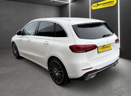 Zunanja slika - Mercedes-Benz B-Razred - B 180 FUL LED NAVI TEMP GR.SEDEŽEV PDC KAM VIRTUAL - 5 - Predogledna slika