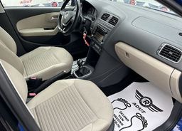 Zunanja slika - VW Polo - 1.6 TDI DPF Highline 66  90  PARK. NAVI. 1 LET.J.. - 9 - Predogledna slika