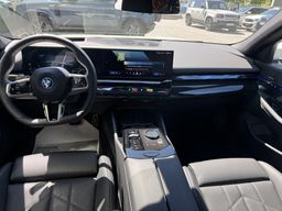 Zunanja slika - BMW i5 - xDrive40 - 3 - Predogledna slika