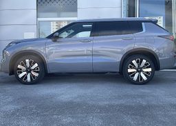 Zunanja slika - Mitsubishi Outlander - PHEV 4WD 2.4 Instyle Avt. AKCIJA - 3 - Predogledna slika