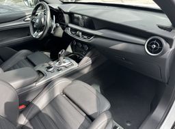 Zunanja slika - Alfa Romeo Stelvio - Veloce 2.2 Multijet 210 Q4-KAMERA-FULL ASSIS-20COL - 8 - Predogledna slika