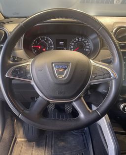 Zunanja slika - Dacia Duster - 1.5DCI-NAVIGACIJA-KEYLESS-KAMERA-LED-ALU-76000KM - 12 - Predogledna slika