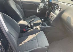 Zunanja slika - Citroën C4 - 1.2 PureTech 110 Feel.VELIK SERVIS.SAMO 103.000 KM - 11 - Predogledna slika