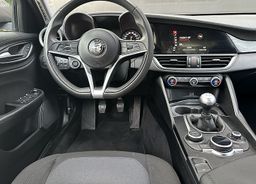 Zunanja slika - Alfa Romeo Giulia - 2.2   150ks - 19COL-KAMERA-2xPDC-  FINANCIRANJE - 8 - Predogledna slika