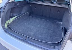 Zunanja slika - VW Passat - Variant 2.0TDI R line BT Navi Kljuka LED Alu Gretjesed x4 - 18 - Predogledna slika