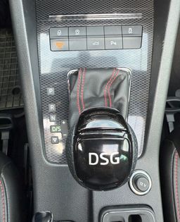 Zunanja slika - Škoda Octavia - 2.0TSI RS DSG 162 kW Panorama BiXenon Navi 71000km - 11 - Predogledna slika