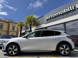 Zunanja slika - Ford Focus - 1.0 EcoBoost mHEV 125KM ACTIVE AVT ZIMSKI PAKET - 4 - Predogledna slika