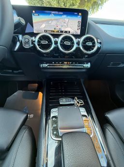 Zunanja slika - Mercedes-Benz B-Razred - B 200 d-Usnje-Ful led-Kamera-Widescreen-F1... - 13 - Predogledna slika