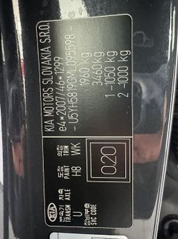 Zunanja slika - KIA Ceed - SW More 1.6 CRDi 136 MHEV.NAVI.USNJE.LED.SAMO 80000KM - 20 - Predogledna slika