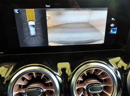 Zunanja slika - Mercedes-Benz EQA - 250  LED-KAMERA-MRTVI KOTI - 16 - Predogledna slika