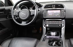 Zunanja slika - Jaguar XE - 2.0D 180PS R-Sport AUT PANO AKT TEMPO GRET SED - 8 - Predogledna slika