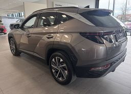 Zunanja slika - Hyundai Tucson - 1.6 CRDi STYLE LED NAVI ALU WINTER SLO 1.lastnik - 8 - Predogledna slika