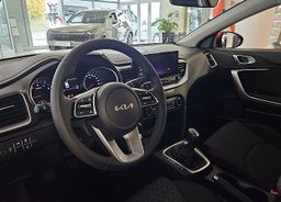 Zunanja slika - KIA Ceed - SW 1.5 T-GDi LX Champion+ ISG. M T 103 kW+ZIMSKE GUME - 7 - Predogledna slika