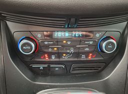 Zunanja slika - Ford Kuga - 2.0 TDCi 110kW AWD AVTOMATIK + SERVISNA KNJIGA - 15 - Predogledna slika