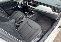 Zunanja slika - Škoda Scala - 1.6 TDI 116ks °FULL-LED° °VIRTUAL° °2x PDC° - 7 - Predogledna slika