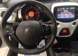 Zunanja slika - Citroën C1 - Attraction 1.0i TEMPOMAT-KAMERA-LED LUČI-43000KM.. - 8 - Predogledna slika