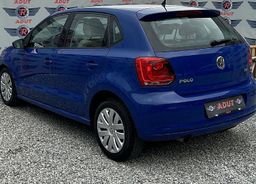 Zunanja slika - VW Polo - 1.6 TDI DPF Highline 66  90  PARK. NAVI. 1 LET.J.. - 4 - Predogledna slika