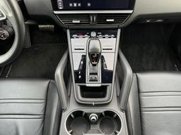 Notranja slika - Porsche Cayenne - Porsche - 13 - Predogledna slika