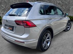 Zunanja slika - VW Tiguan - 2.0TDI 2XR-LINE SLO ACC FULL LED VIRTUAL F1 ALU19 - 2 - Predogledna slika