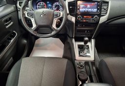 Zunanja slika - Mitsubishi L 200 - 2.3 4X4-1.LASTNIK-SLO-LED-NAVI-KAMERA-ODLIČEN- - 8 - Predogledna slika